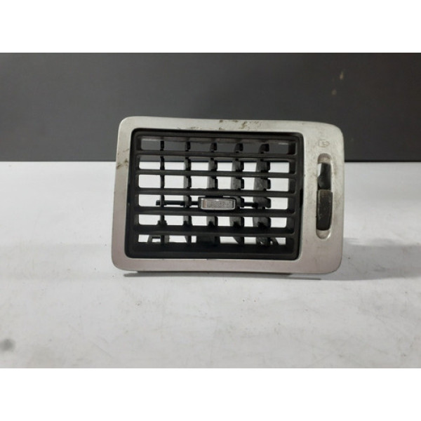 Difusor De Ar Dianteiro Direito Peugeot 307 Cx141