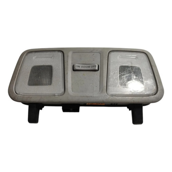 Luz Cortesia Teto Hyundai Hb20 12/19 Cx82