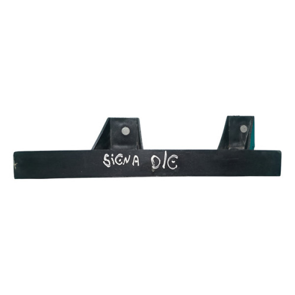 Guia Frontal Vidro Motorista Palio D/e Siena 96/17 Cx124 Preto