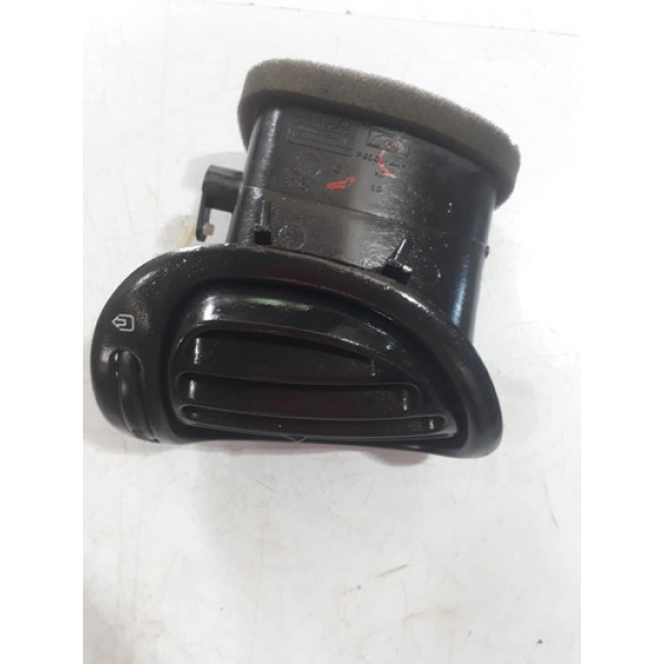 Difusor  De Saída De Ar Esquerdo Peugeot  206