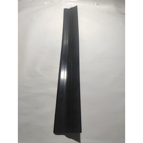 Soleira Porta Direita Bmw Z36 91/98 Cx97 Preto