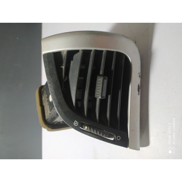 Difusor De Ar Lateral Direito Do Peugeot 207 Cx143