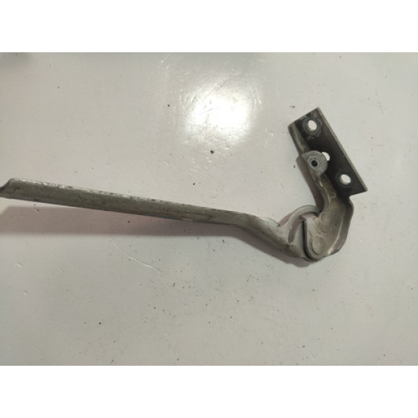 Dobradiça Capô Lado Dir. Volkswagen Passat 1999 Cx120b