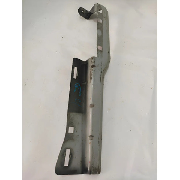 Suporte Guia Paralama Direito Citroen C4 07/11 Cx120a 0000
