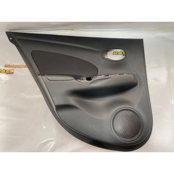 Forro Porta Traseira Esquerda Nissan Versa 2012/2014 P11