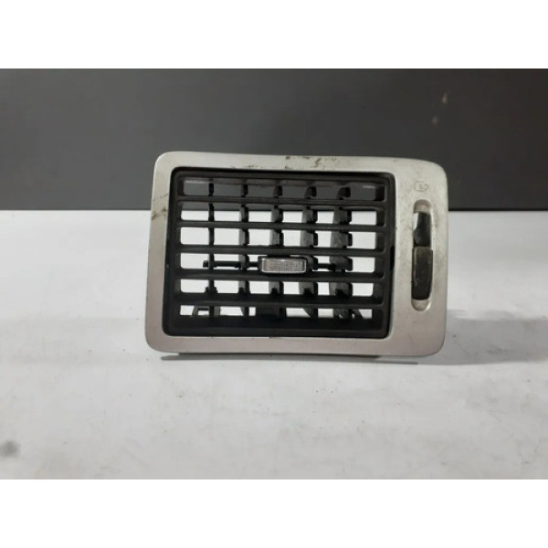 Difusor De Ar Dianteiro Direito Peugeot 307 Cx141
