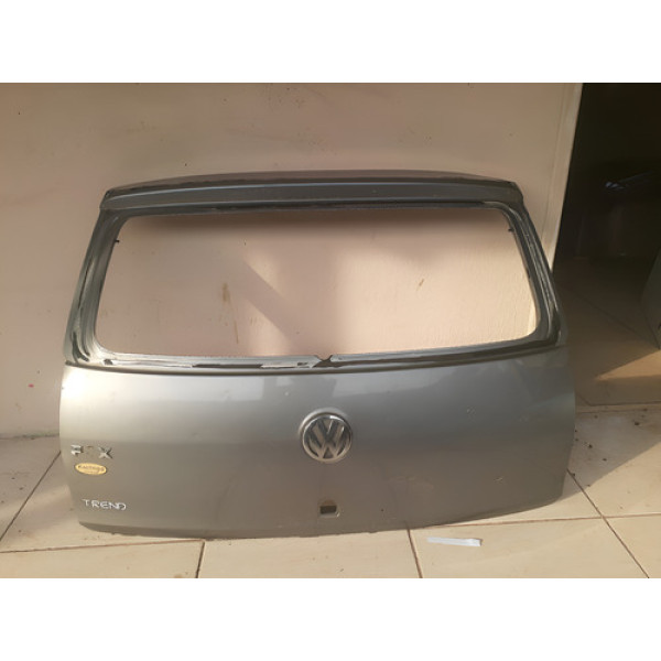 Tampa Traseira Do Volkswagen Fox Trend 2006 A 2010  Prateado Prateado