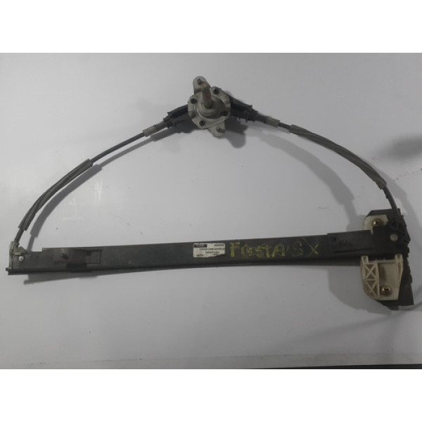 Maquina Vidro Manual Dianteira Direita Fiesta 2004 Á 2010