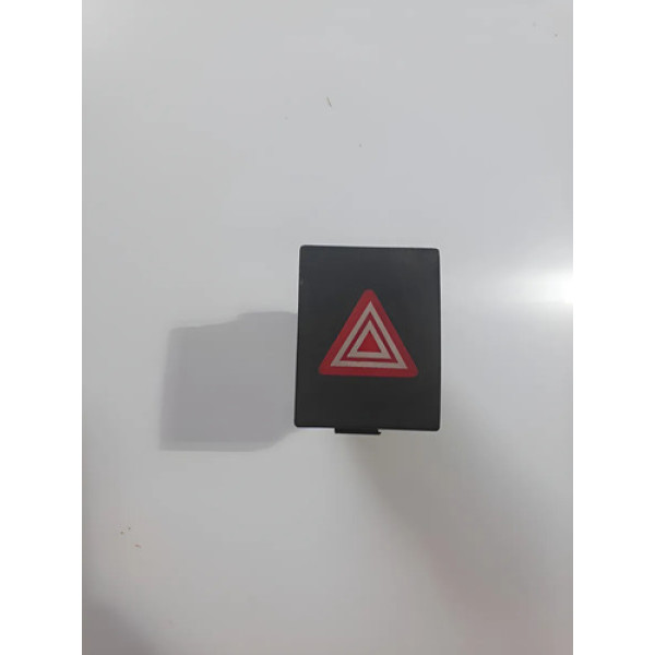 Botão  Pisca Alerta Polo 2014 Cx243 Preto Preto