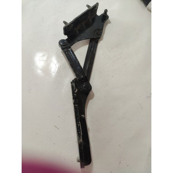 Dobradiça Porta Malas Esquerdo Peugeot 2008/2012 Cx120b