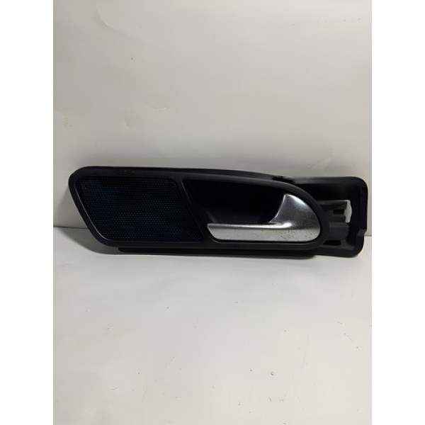 Maçaneta Interna T. Direito Vw Fugiam 2.0 11/15 Cx440 Traseira