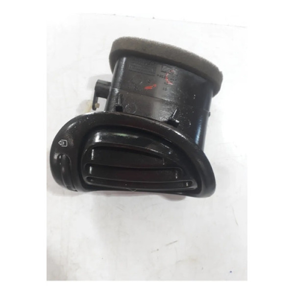 Difusor  De Saída De Ar Esquerdo Peugeot  206
