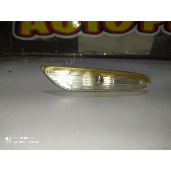 Lanterna Pisca Paralama Direito Bmw 118i 120i 06/11 Cx100c