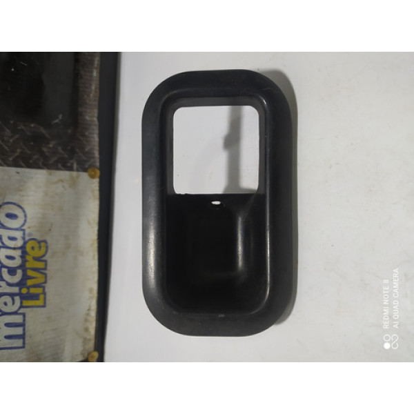 Moldura Maçaneta Int. Esq. Ford Escort 1988 Cx127