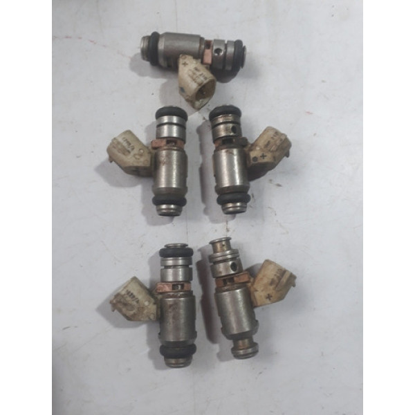 Bico Injetor  Peugeot  308 4008  2.0 11 12  9664031680 Cx171