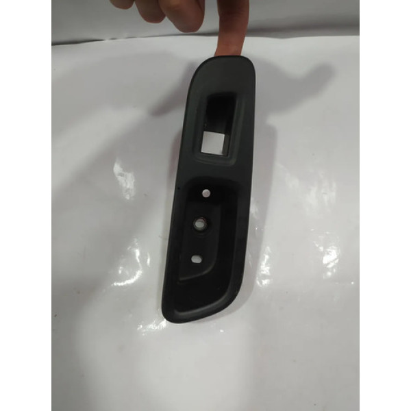 Moldura Botão Vidro Trasei Direito Jeep Renegade 16/20 Cx244