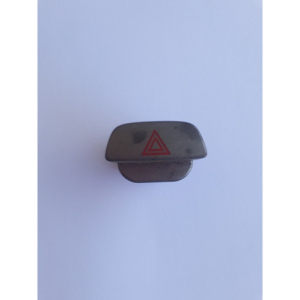 Botão  De Advertência  Do Carro Int. B. E. Ford Focus 05/14