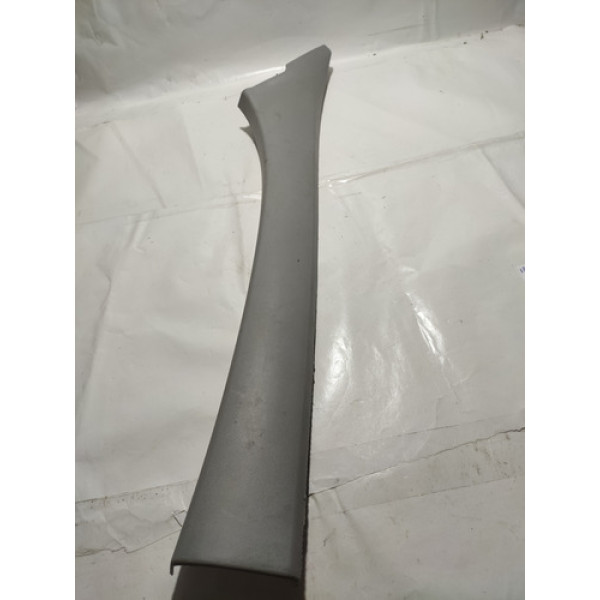 Moldura Coluna Dianteira Direita Gm Vectra 06/11 Cx384