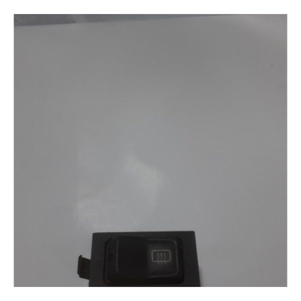 Botão  Desembaçador  Gol 87/95 Quadrado Cx243a