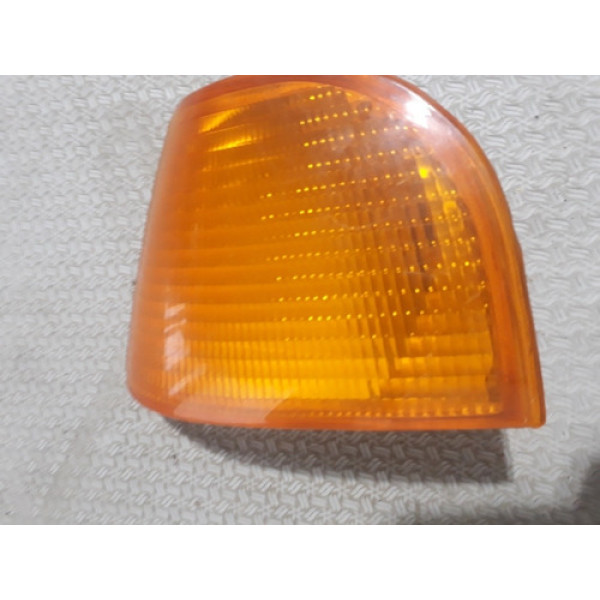 Lanterna Pisca Direita/esquerda Mercedes 1997 P22