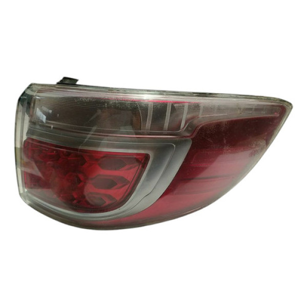 Lanterna Traseira Lado Direito Da Traiblazer 13a16 P24