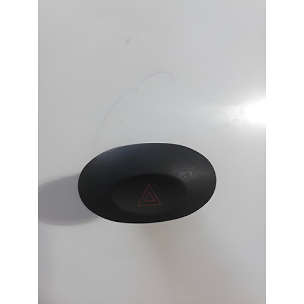 Botão Int. De Pisca Alerta  Para In Ubatorio  Qq Cx243 Preto