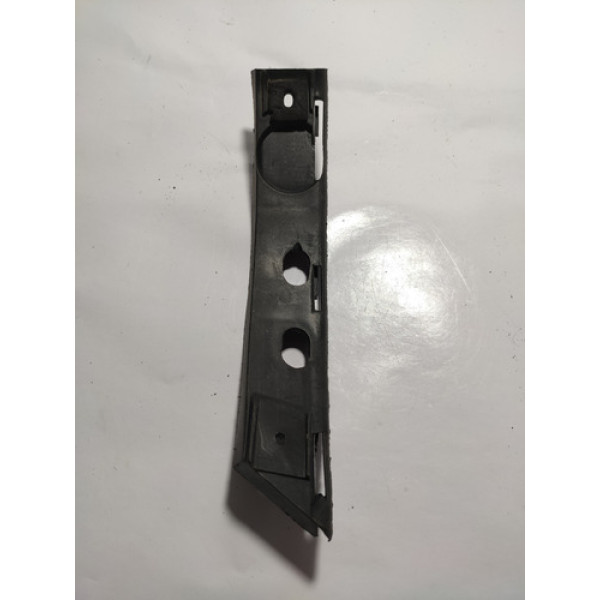 Guia Para-choque Traseiro Direito Celta 01/16 Cx170