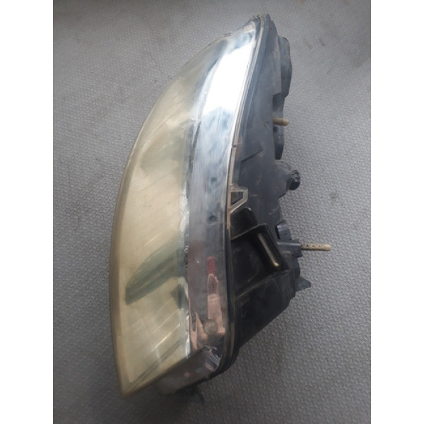 Farol Direito Fiesta Ford 2010 /2014
