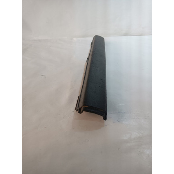 Friso Central Para-choque Gol G3 2000/2005 Cx449 Preto