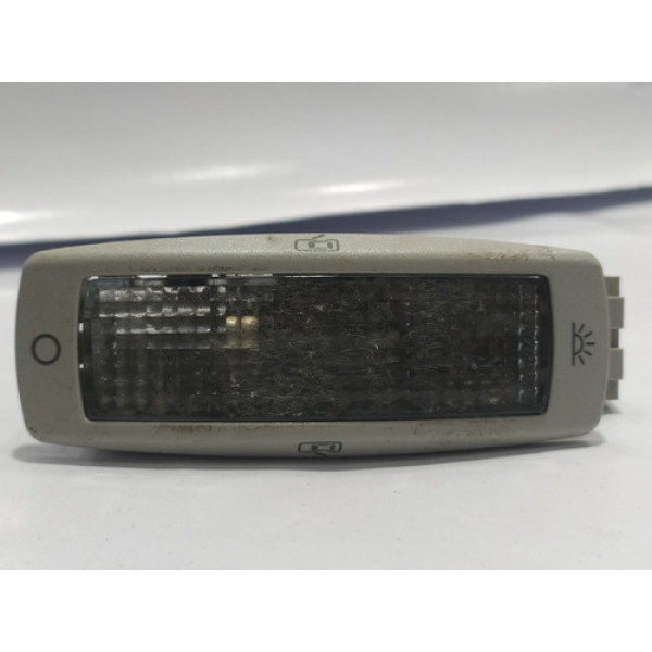 Luz Teto Interna Cortesia Traseira Vw  Jetta Tiguan Cx100