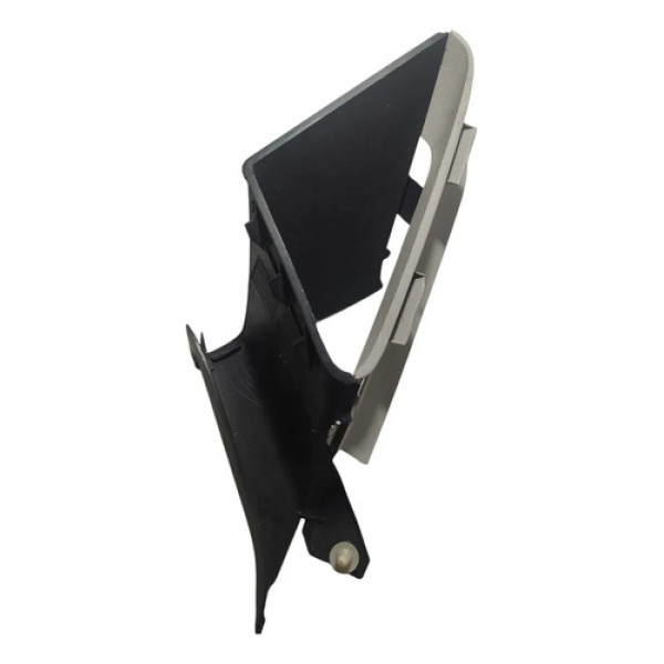 Moldura Traseira Vidro Fixo Le Vw Golf Tsi 15/16 Cx229