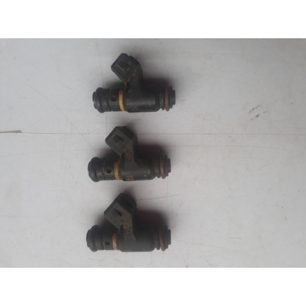 Bico Ford Fiesta 1.6 Flex Magneti Mareli Dk0094527a Cx177