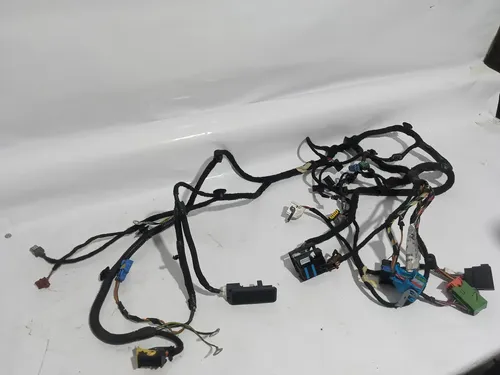 Chicote Painel Interno Peugeot 2008 Cx437  9818943780