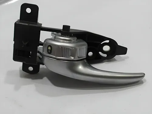 Maçaneta Interna Diant. Esquerda Jeep Renegade 19/20 Cx310 Dianteira