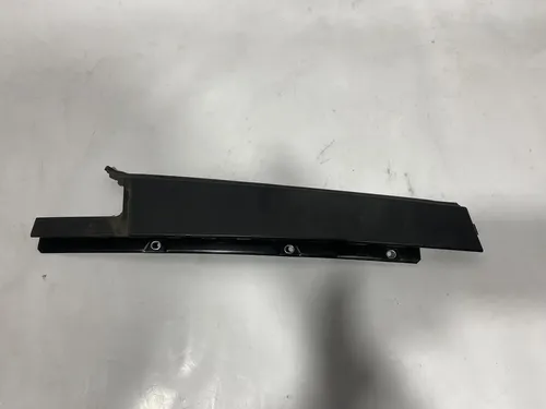 Moldura Coluna Porta Tras Esq Jeep Renegade 2016/2020 Cx374
