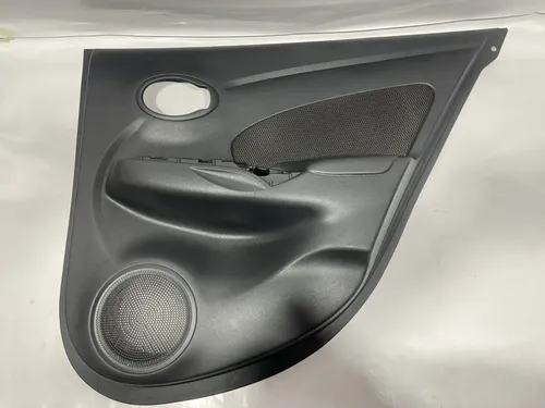 Forro Porta Traseira Direita Nissan Versa 2014 P11